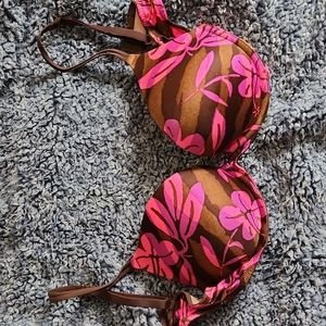 Victoria Secret Push Up Bra 34C
